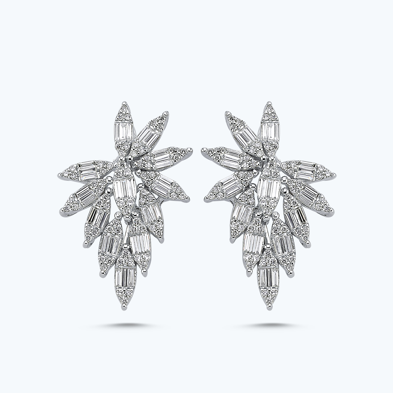 Pırlanta Baget Küpe